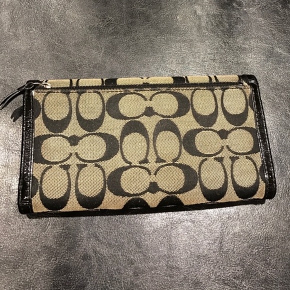Coach Monogram Wallet - Picture 2 of 3